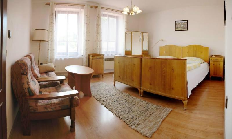 Penzion Holland Литомишль Экстерьер фото